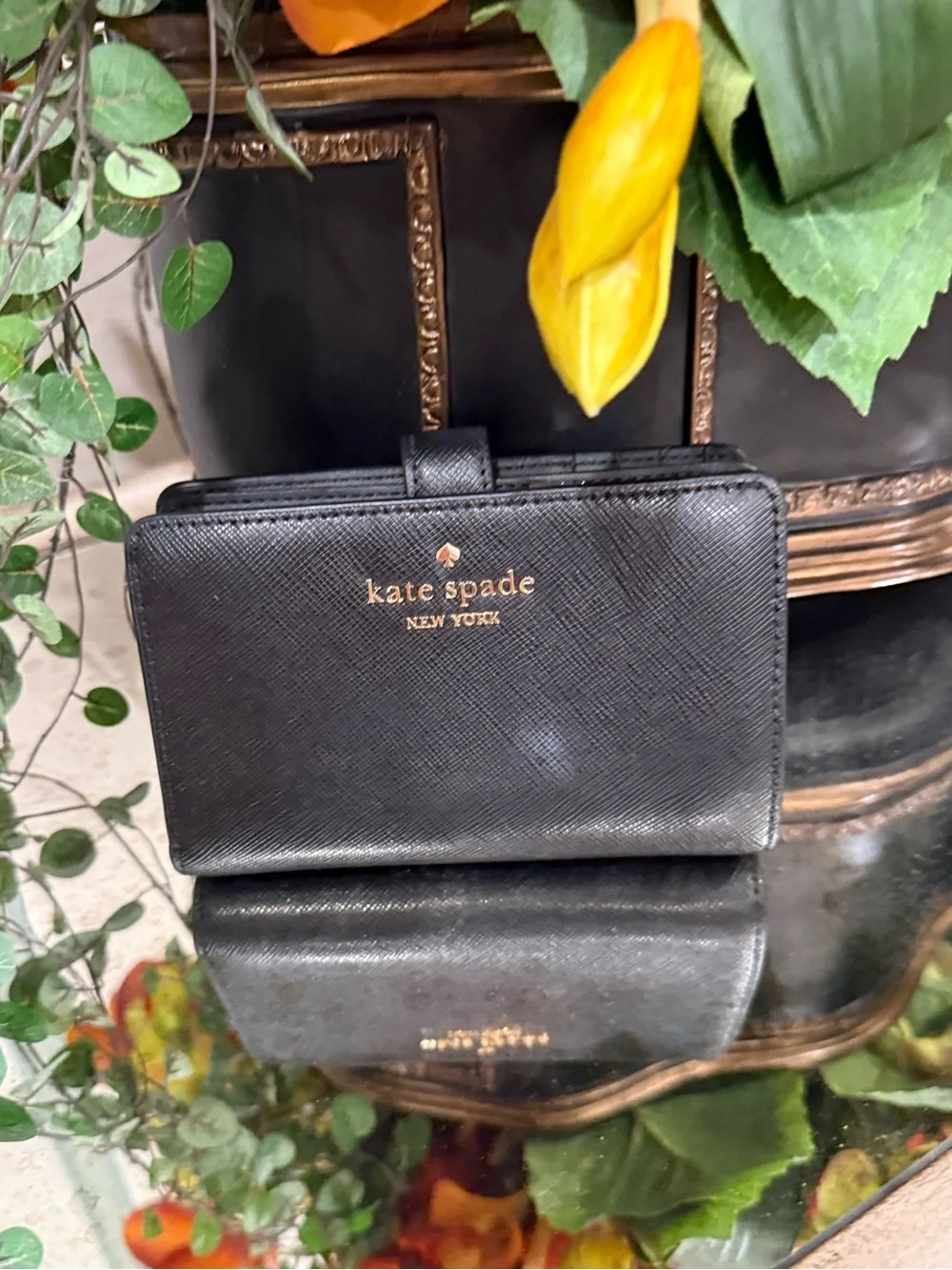kate spade Black Saffiano Leather Small Wallet with Gold Logo